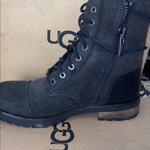 Uggs boots. Women’s